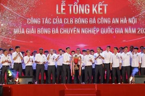 CLB bóng đá Công an Hà Nội tổng kết mùa giải bóng đá chuyên nghiệp quốc gia năm 2023