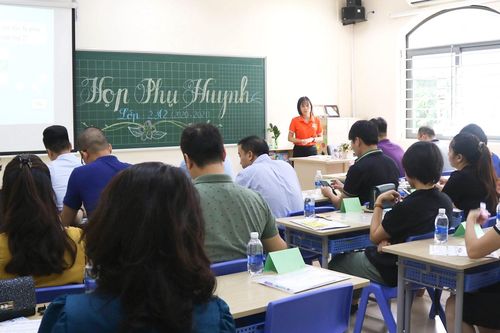 Năm nào cũng đóng tiền lắp điều hòa, máy chiếu, vậy cái cũ đi đâu?