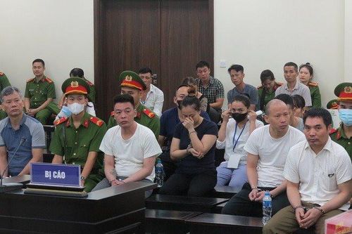 Tuyên án đường dây lấy trộm tiền tinh vi từ thẻ ngân hàng có yếu tố nước ngoài