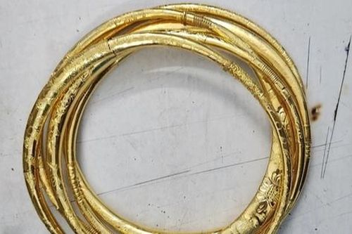 Bình Định: Giám định tâm thần thanh niên mặc áo giống thầy tu cướp tiệm vàng