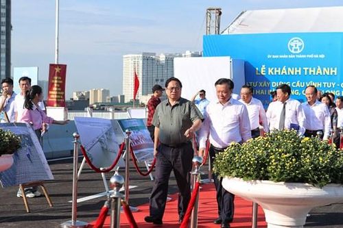Huy động sức mạnh tổng hợp phát triển hạ tầng giao thông Thủ đô