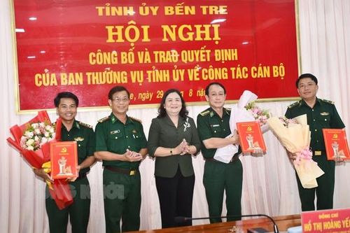 Triển khai các quyết định về công tác nhân sự của quân đội