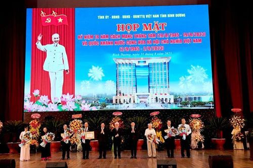Bình Dương Họp mặt kỷ niệm 78 năm Cách mạng tháng Tám và Quốc khánh 2/9