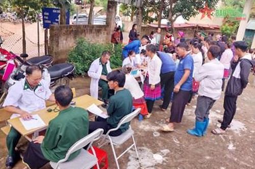 BĐBP tỉnh Sơn La: Chăm sóc sức khỏe cho nhân dân vùng biên giới