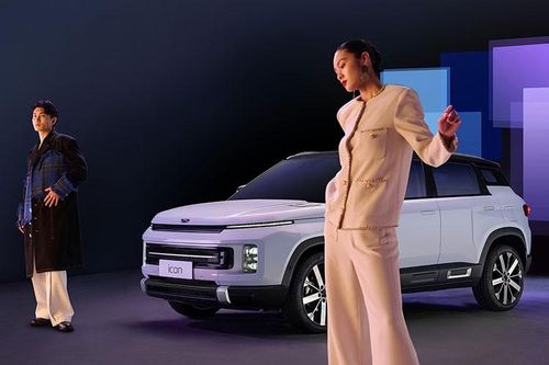 Geely Icon Protagonist từ 390 triệu đồng - SUV dành riêng cho phái đẹp