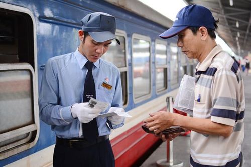 Nhiều tuyến đường sắt 'cháy vé' dịp lễ 2/9