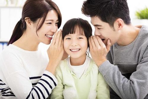 Điều cha mẹ tuyệt đối không làm khi phát hiện trẻ có 'bí mật'
