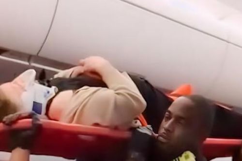 11 người bị thương vì 'siêu máy bay' của Delta Airlines gặp sự cố nghiêm trọng