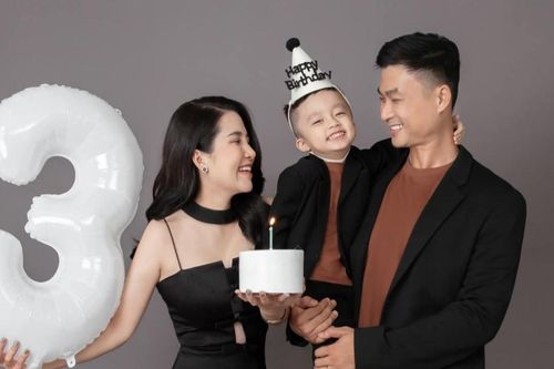 Vợ diễn viên của Duy Hưng 'Làng trong phố' hy sinh sự nghiệp vì chồng