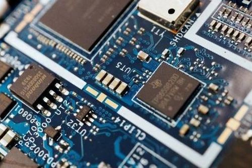 Doanh nghiệp bán dẫn Mỹ trước nguy cơ mất chỗ đứng tại Trung Quốc vĩnh viễn
