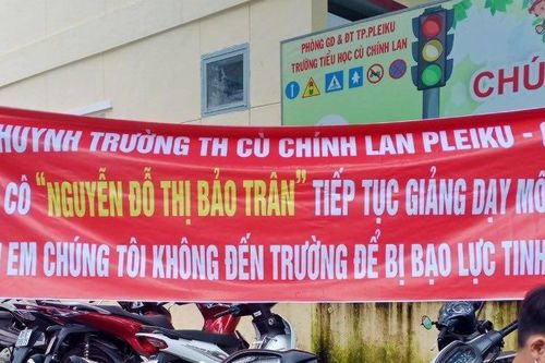 Cô giáo Âm nhạc tự ý sửa điểm cho học sinh bị chuyển công tác