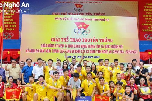 Bế mạc Giải thể thao truyền thống Đảng bộ Khối Các cơ quan tỉnh Nghệ An năm 2023