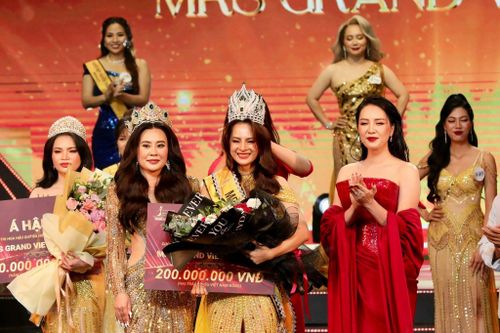 'Người đẹp đất Cảng' đăng quang cuộc thi Mrs Grand Vietnam 2023