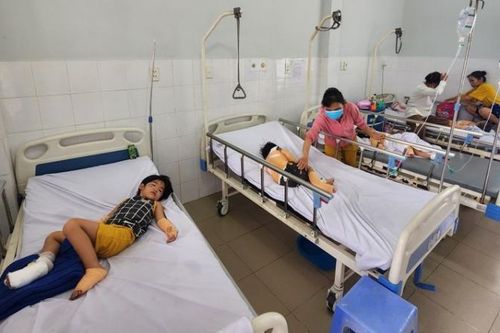 Bốn cháu bé bị bỏng do cháy nhà ở Tây Ninh đang được điều trị tích cực