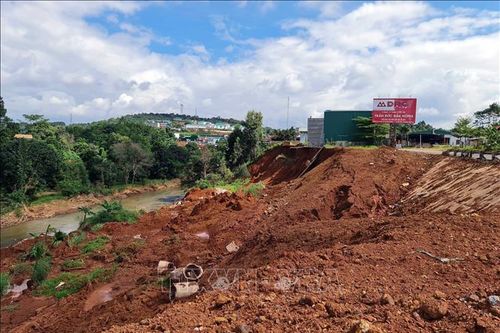 Cần kiên quyết xử lý việc san lấp mặt bằng trái phép dọc tuyến tránh Gia Nghĩa, Đắk Nông