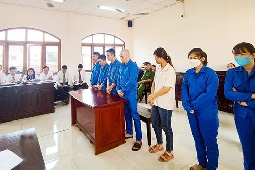 Đồng Nai: Bản án cho nhóm đối tượng mua bán chất ma túy