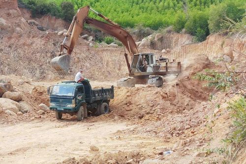 Thông tin về doanh nghiệp vừa trúng đấu giá 2 mỏ đất sét ở Thừa Thiên- Huế