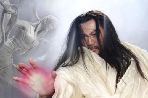 Những cặp võ công cực xung khắc, thậm chí 'luyện chung là chết' trong truyện Kim Dung