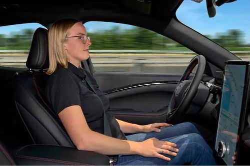 Ford cung cấp cho khách hàng ở Đức hệ thống hỗ trợ người lái 'rảnh tay' BlueCruise