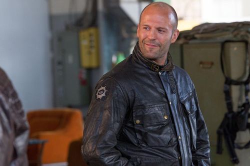 Jason Statham 'thăng chức', có người yêu nóng bỏng trong Biệt Đội Đánh Thuê 4