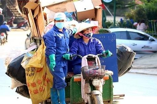 Vai trò kép của phụ nữ trong chuỗi giá trị nhựa Việt Nam