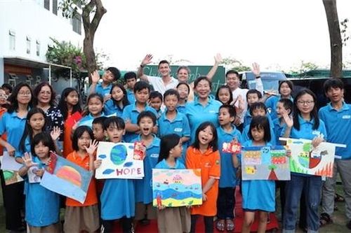 Trường Hy Vọng đạt được giải thưởng CSR ấn tượng nhất toàn cầu