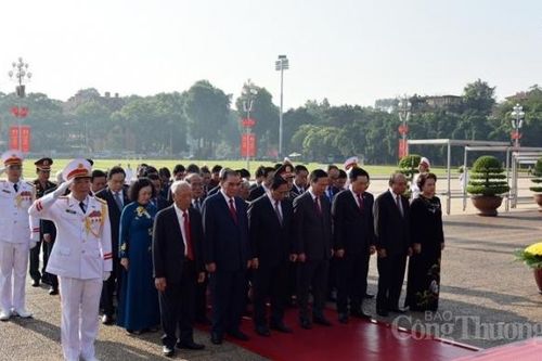 Lãnh đạo Đảng, Nhà nước vào Lăng viếng Chủ tịch Hồ Chí Minh nhân dịp Quốc khánh 2/9
