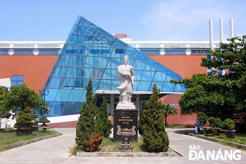 Dấu son thành Điện Hải