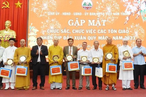 Gia Lai tạo điều kiện để các tôn giáo hoạt động và phát huy vai trò trong đời sống xã hội
