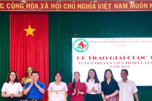 Mang Yang: Gần 80 thí sinh thi 'Tuyên truyền viên pháp luật giỏi'