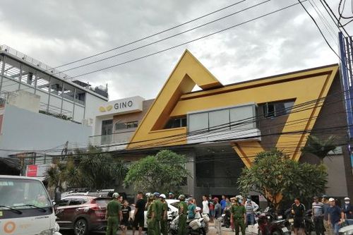 Người đàn ông bị 'đánh hội đồng' sau va chạm giao thông