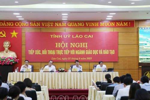 Thường trực Tỉnh ủy tiếp xúc, đối thoại trực tiếp với ngành giáo dục và đào tạo