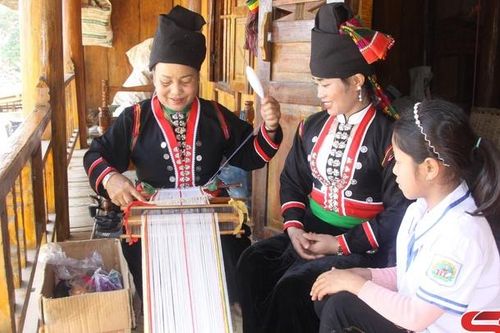 Phụ nữ Mai Sơn gìn giữ và phát huy bản sắc văn hóa dân tộc