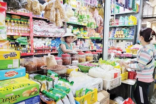 Dự trữ lương thực cho mùa bão lụt