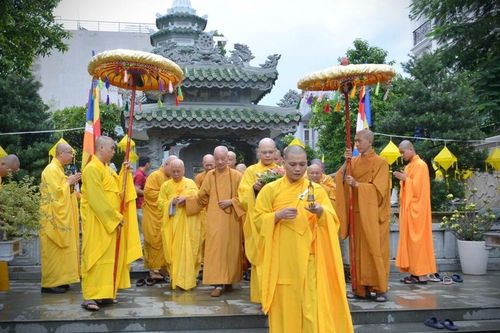 Đức Pháp chủ, Hòa thượng Chủ tịch Hội đồng Trị sự tưởng niệm Trưởng lão Hòa thượng Thích Minh Châu