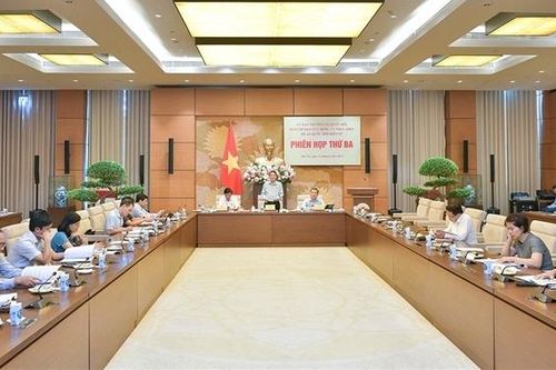 Phó Chủ tịch Quốc hội Nguyễn Đức Hải chủ trì Phiên họp thứ ba của Ban Chỉ đạo Đề án Quốc hội điện tử