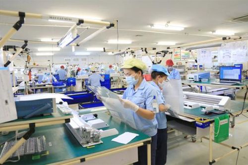 Mỗi tháng có 15,6 nghìn doanh nghiệp rút lui khỏi thị trường