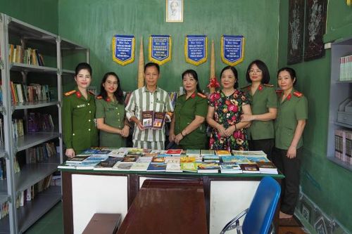 Xây dựng 'Tủ sách hướng thiện', phát triển văn hóa đọc tại các trại giam