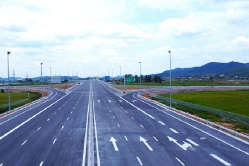 Khai thác tạm cao tốc QL45 - Nghi Sơn và Nghi Sơn - Diễn Châu từ 1/9
