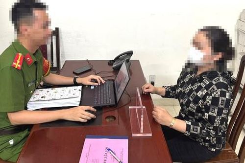 Truy cập vào đường link lạ để đầu tư, người phụ nữ bất ngờ mất hơn 1 tỉ đồng