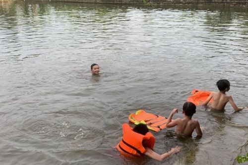 Để học bơi an toàn và hiệu quả