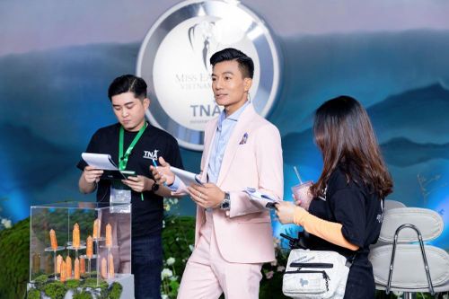 Diễn viên Hiếu Nguyễn: 'Làm host áp lực hơn đóng phim rất nhiều'