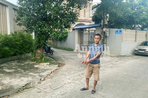 Vây bắt tên tội phạm có biệt tài leo trèo và bơi lội