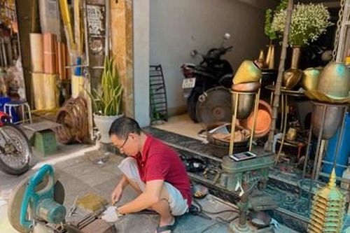Gìn giữ nghề gò đồng đất Kẻ Chợ