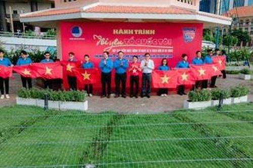 Sôi nổi các hoạt động kỷ niệm