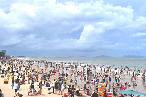 Vũng Tàu đón 32.000 khách du lịch trong ngày nghỉ lễ đầu tiên