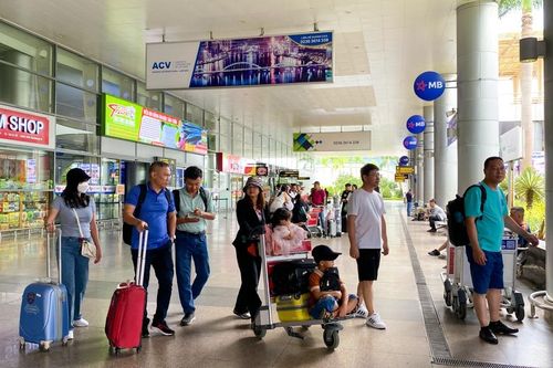Lượng khách du lịch đến Đà Nẵng tăng cao trong ngày đầu nghỉ lễ Quốc khánh