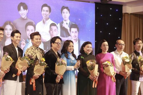 Tiến sĩ Lý Thị Mai, Trần Việt Quân cùng nhiều nghệ sĩ tôn vinh nữ quyền
