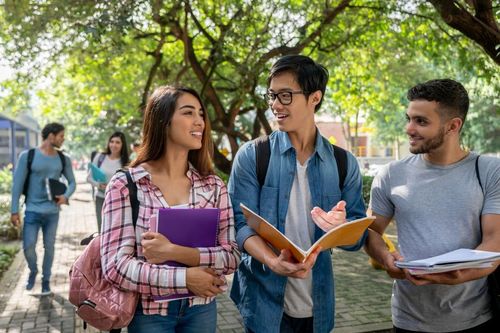 Australia siết quy định với sinh viên quốc tế