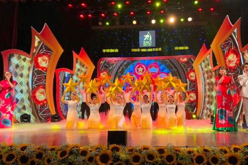 'Sao Độc lập' tôn vinh những giá trị trường tồn của dân tộc